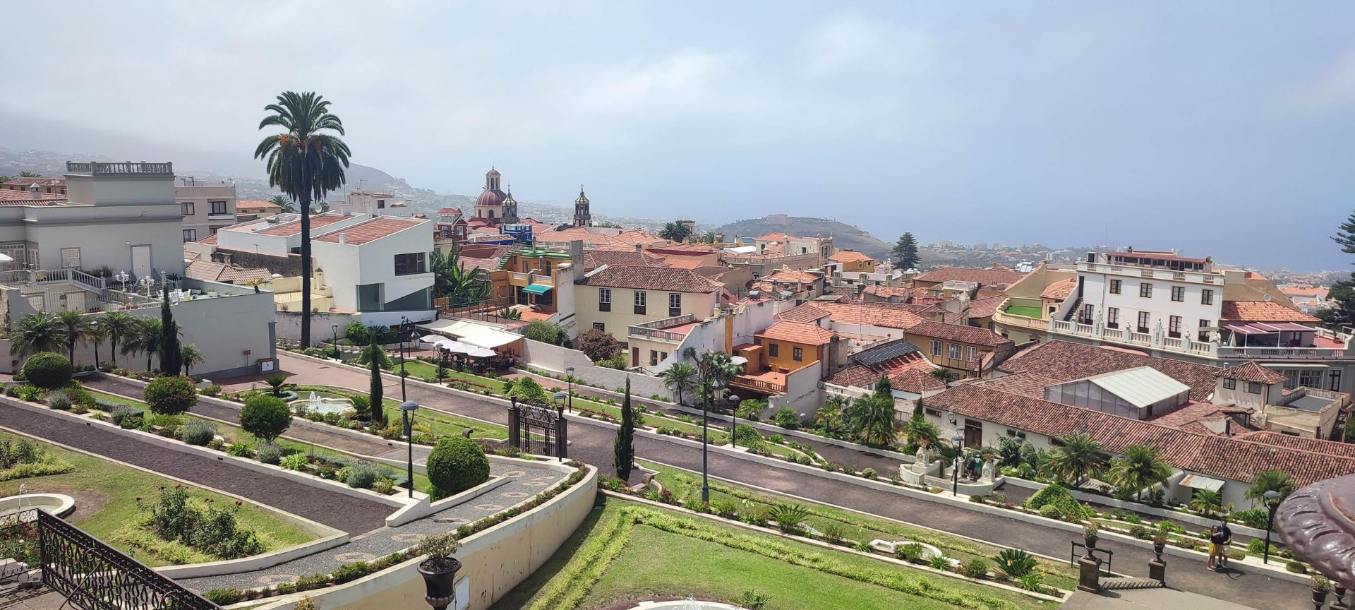 Vista panorámica de La Orotava y el Atlántico