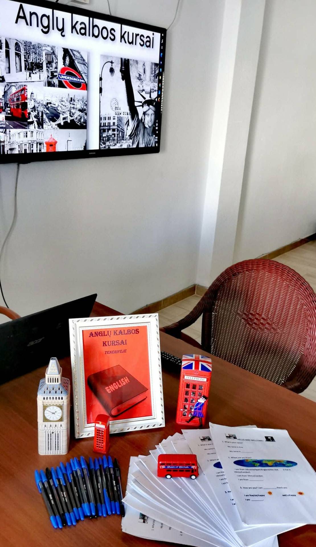 English course materials setup